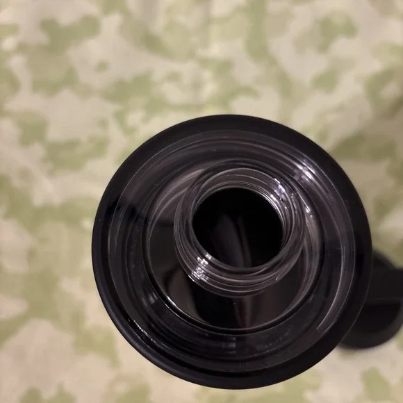 YETI Rambler 18 oz Bottle Stainless Steel with Chug Cap, Lowcountry Peach NWT - Picture 10 of 11